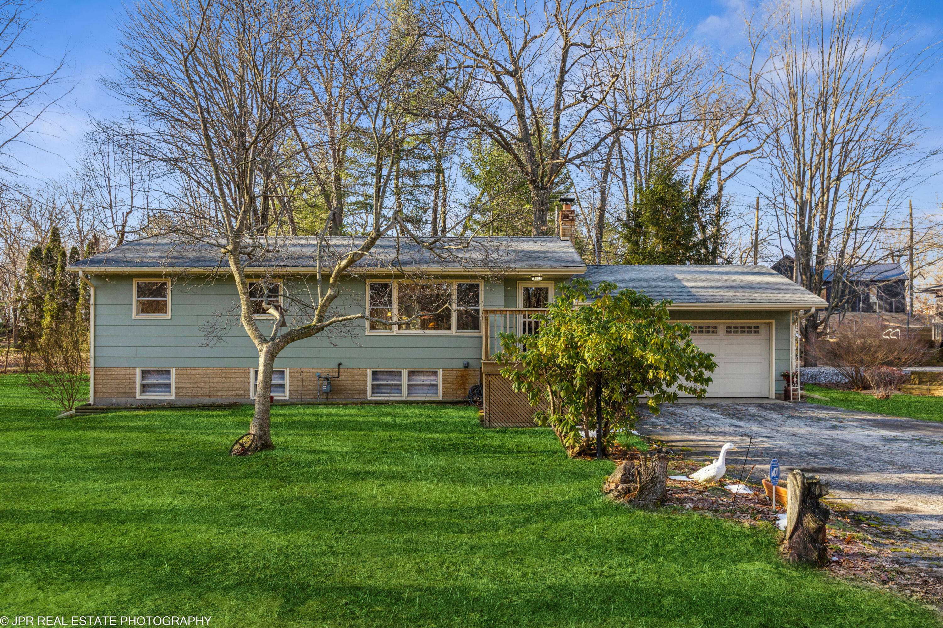 New Buffalo, MI 49117,18810 Parkview DR