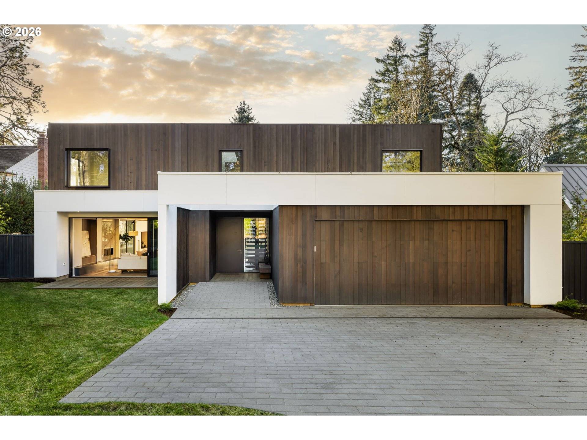 Portland, OR 97219,1120 S MILITARY RD