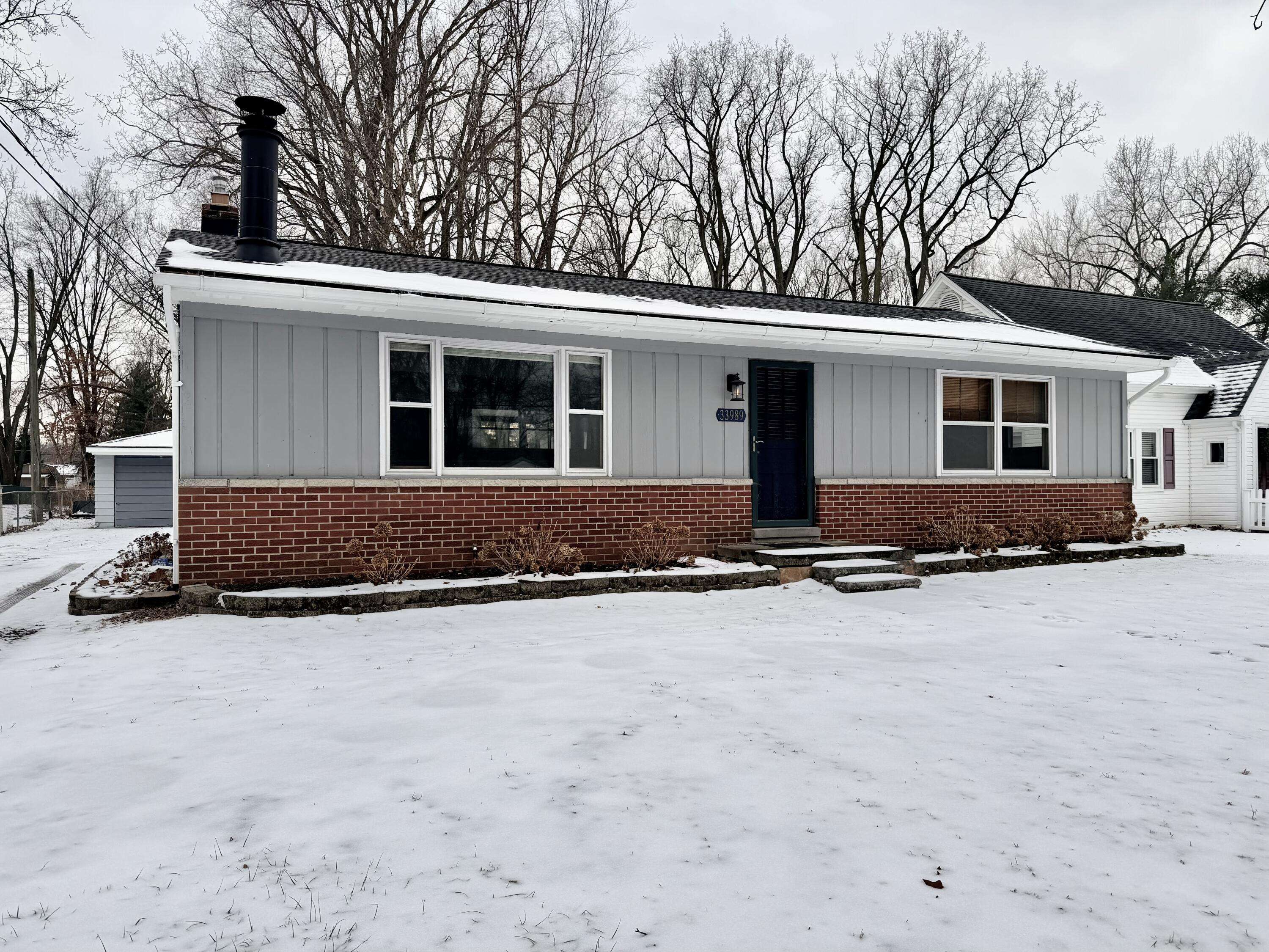 Livonia, MI 48150,33989 Richland ST