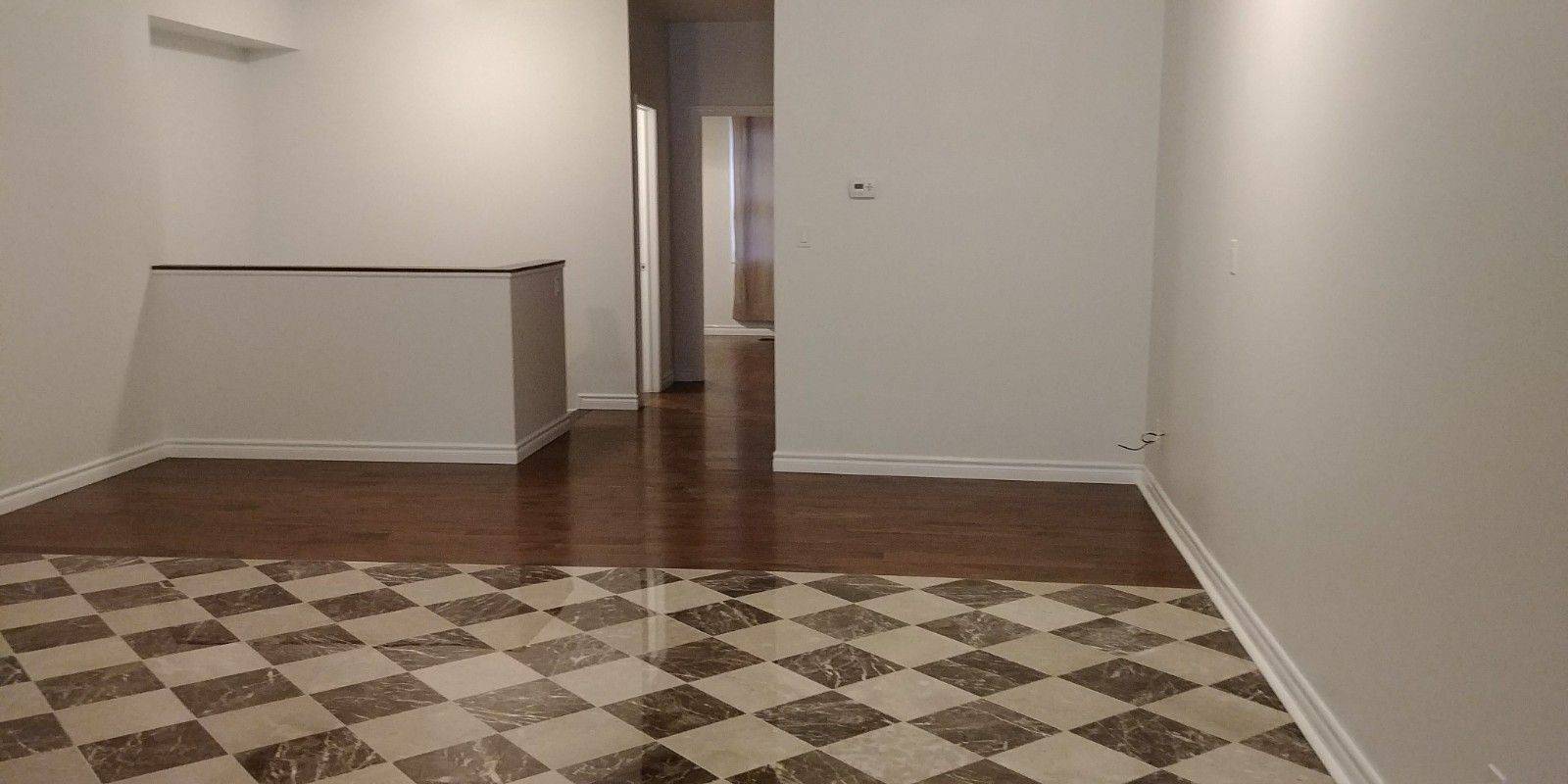 Toronto C01, ON M6J 3N4,89 Bellwoods AVE #3