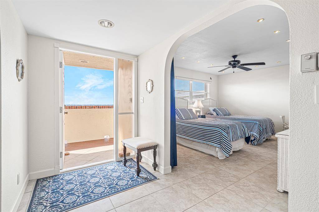 Deerfield Beach, FL 33441,1537 E Hillsboro Blvd #945