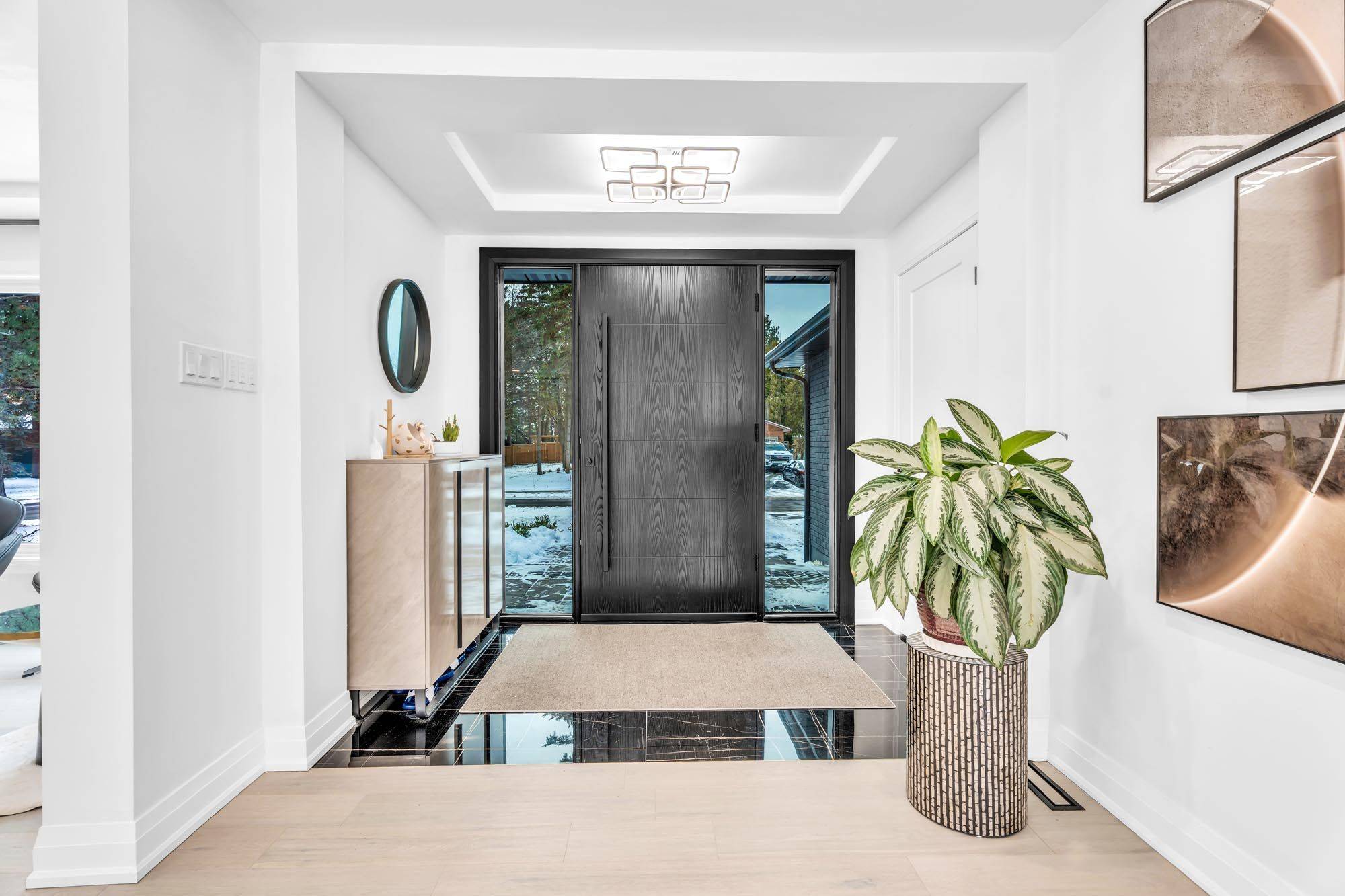 Richmond Hill, ON L4E 2P1,1 Rosegarden CRES #Upper Floor