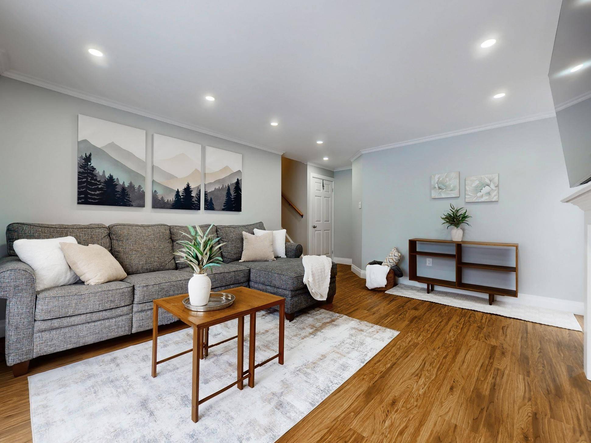 Mississauga, ON L5L 1H7,2501 Windjammer RD