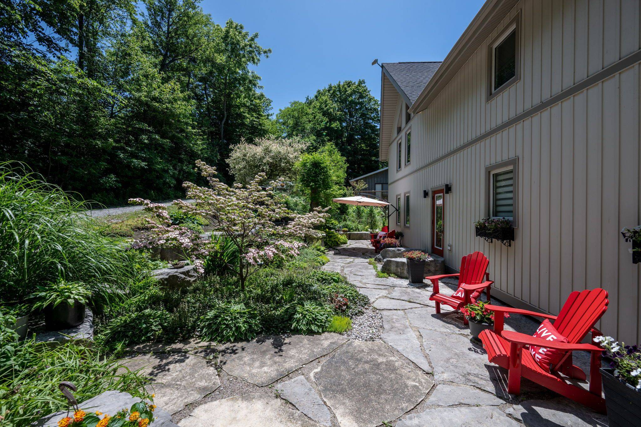 Lambton Shores, ON N0N 1J7,5284 Cliff RD