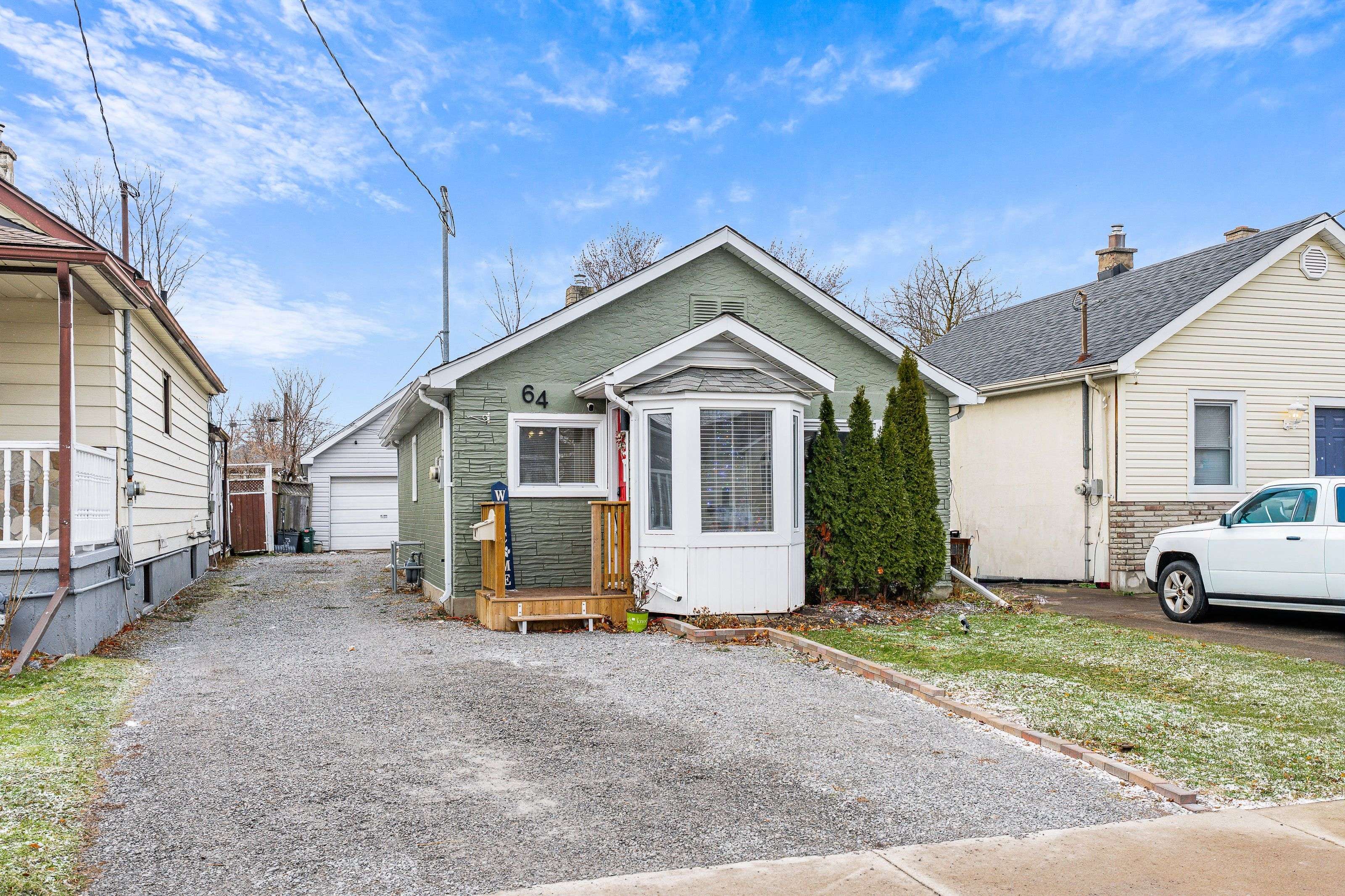 St. Catharines, ON L2S 2P5,64 Churchill ST