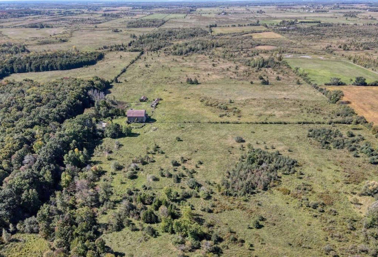 Kawartha Lakes, ON K0M 2T0,1049 Sandringham RD