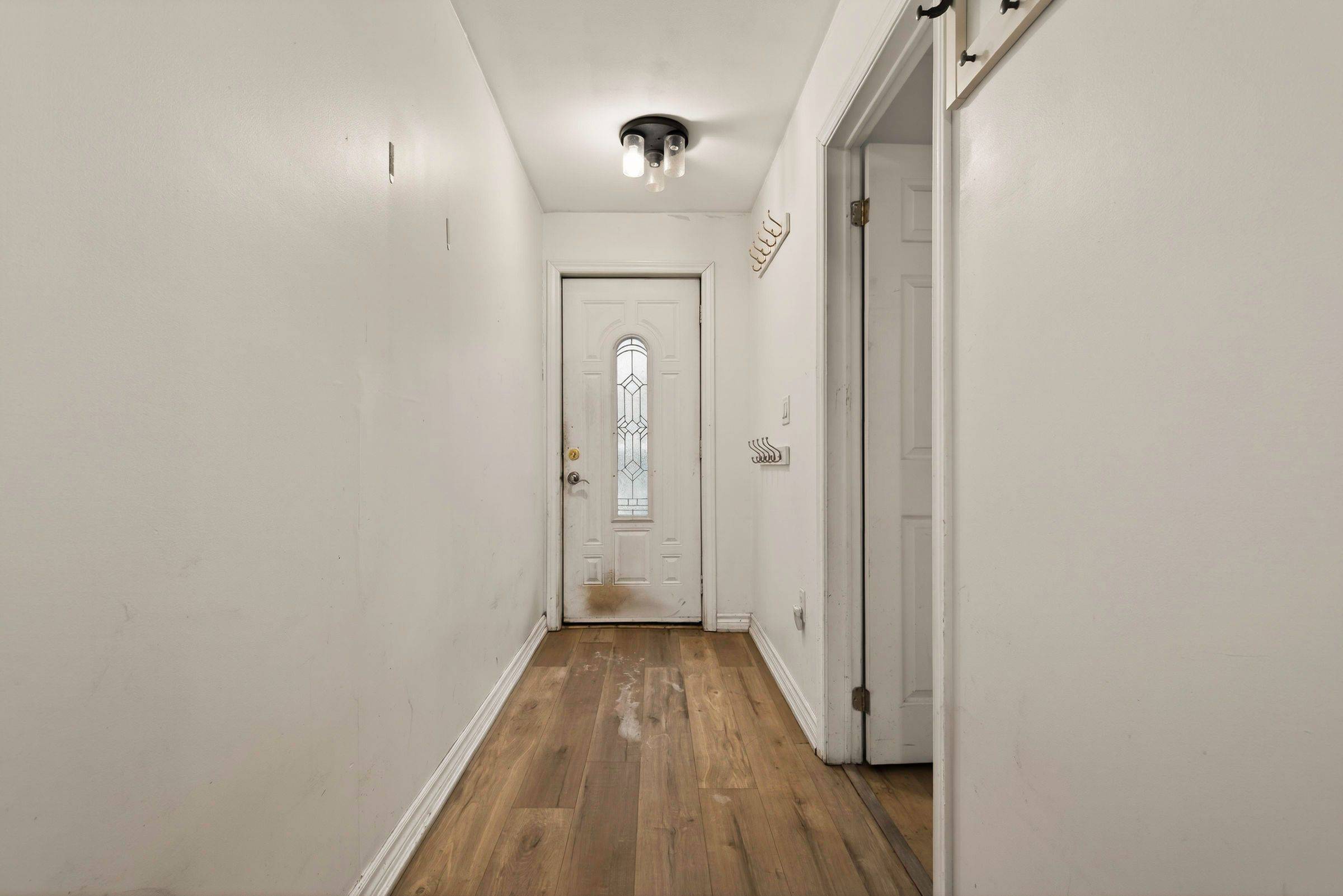 Hamilton, ON L9A 3L8,218 East 8th ST