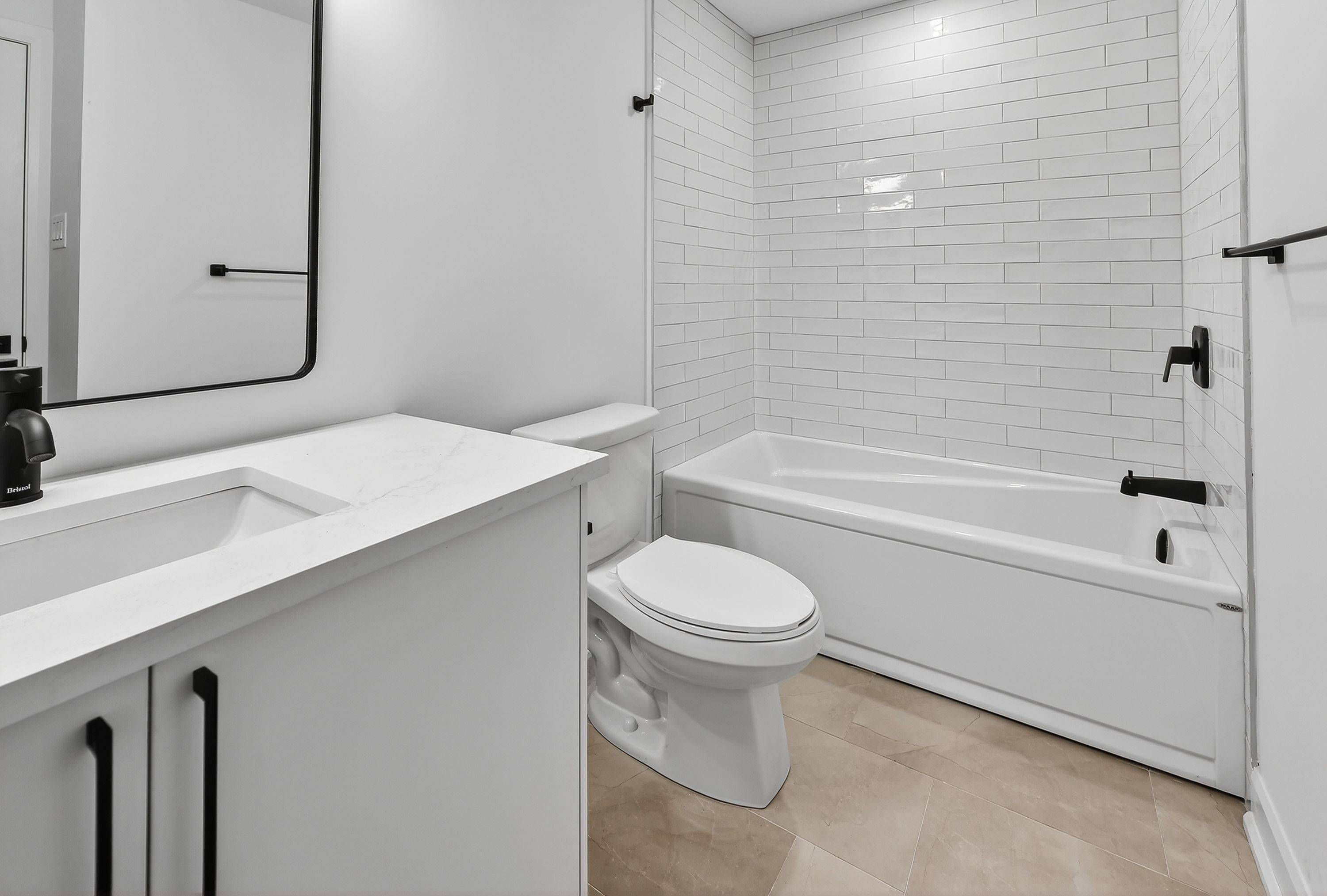 Glebe - Ottawa East And Area, ON K1S 0A8,123 Harvey ST E #0A, 0B