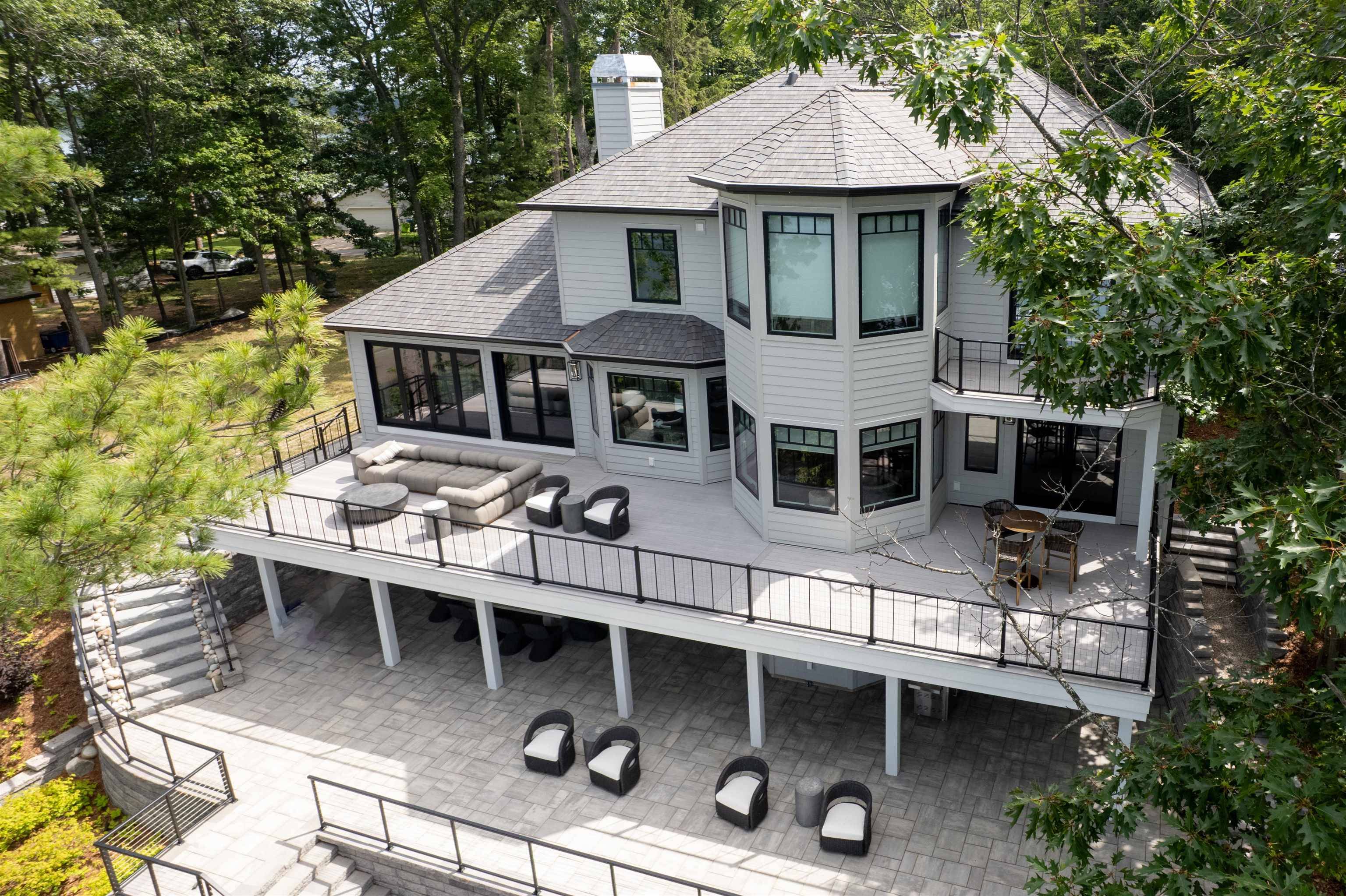 Interlochen, MI 49643,5568 Lakeview DR