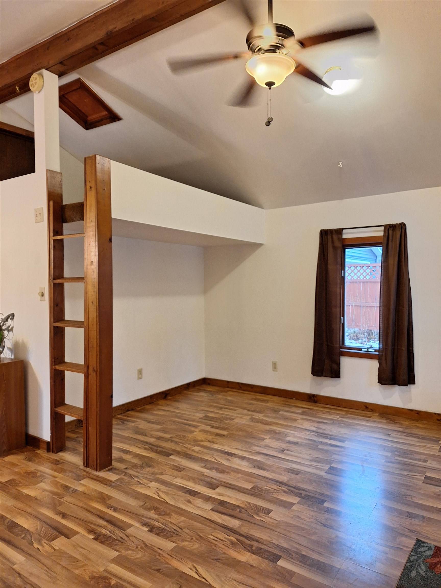 Traverse City, MI 49686,1235 Oakland ST