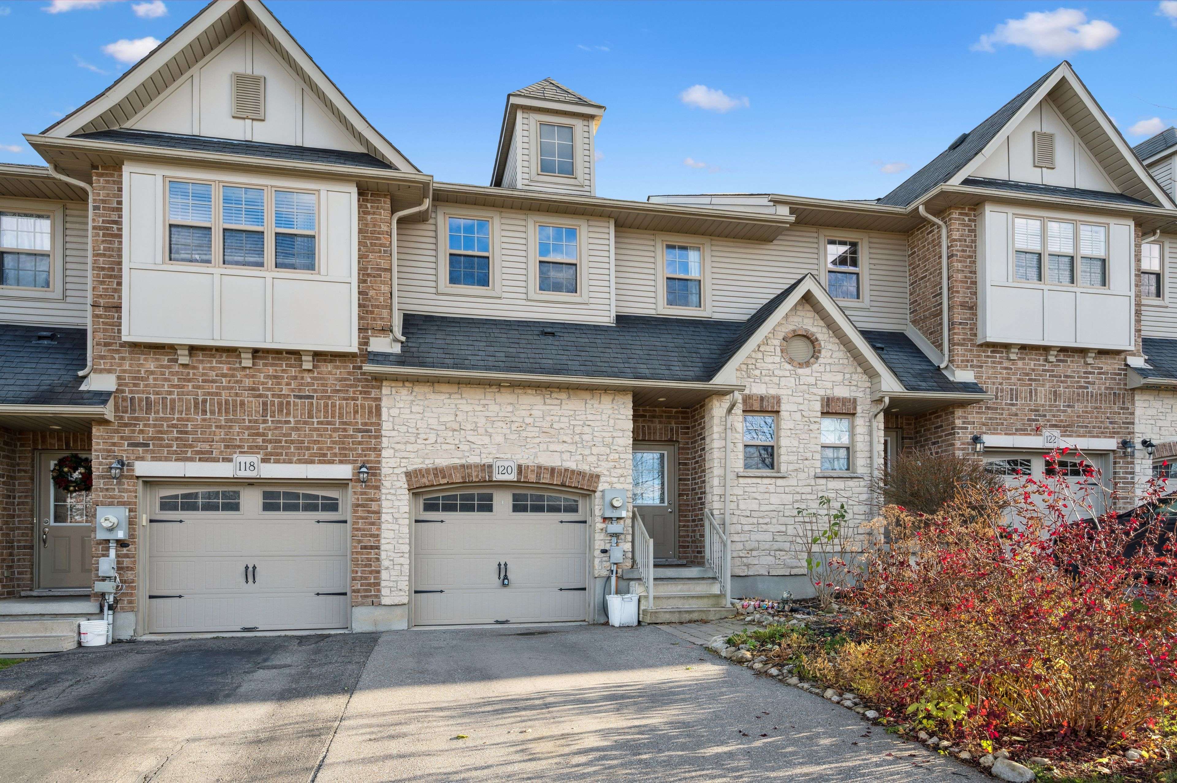 Guelph, ON N1E 0H8,120 Creighton AVE