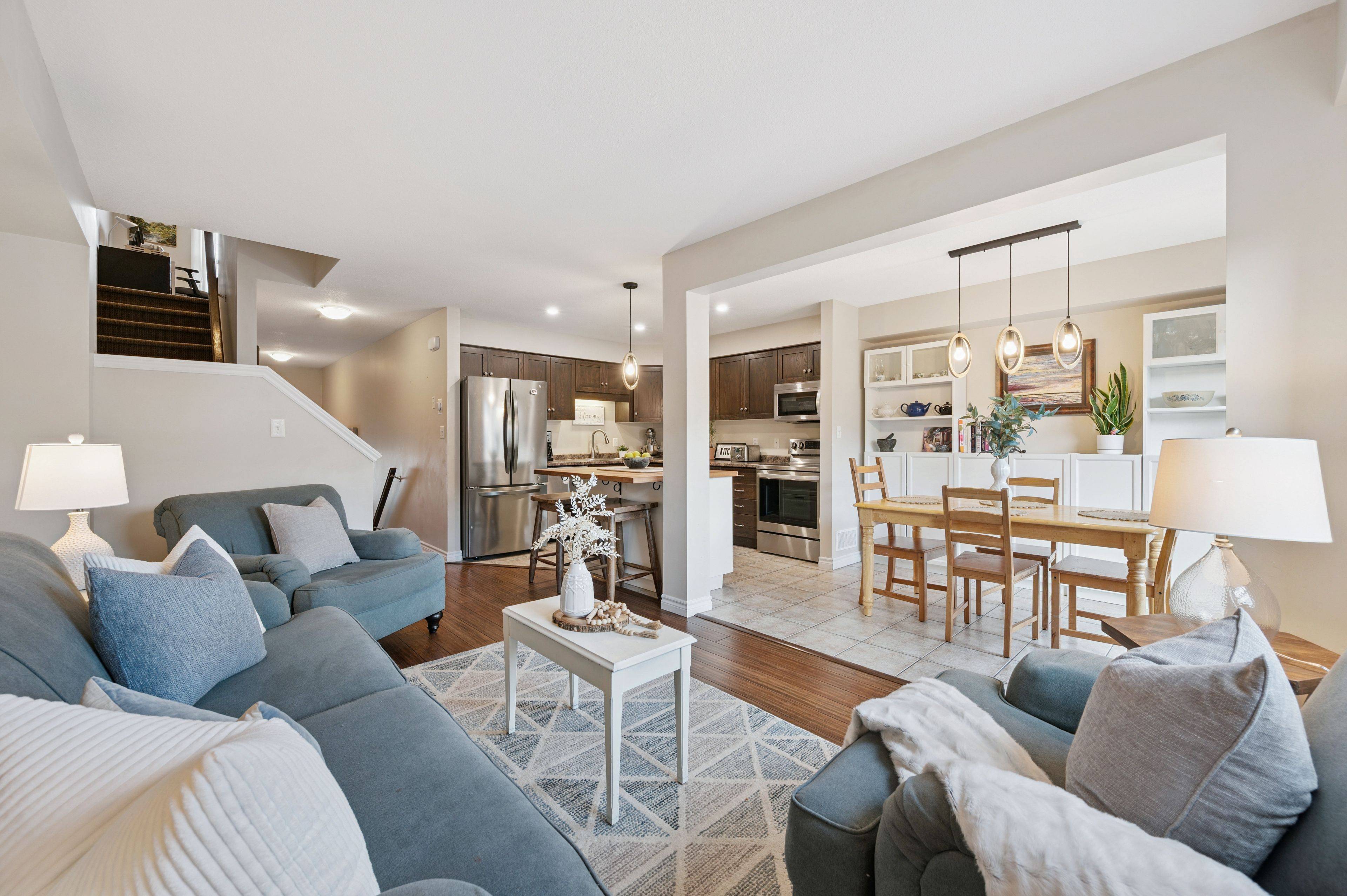 Guelph, ON N1E 0H8,120 Creighton AVE