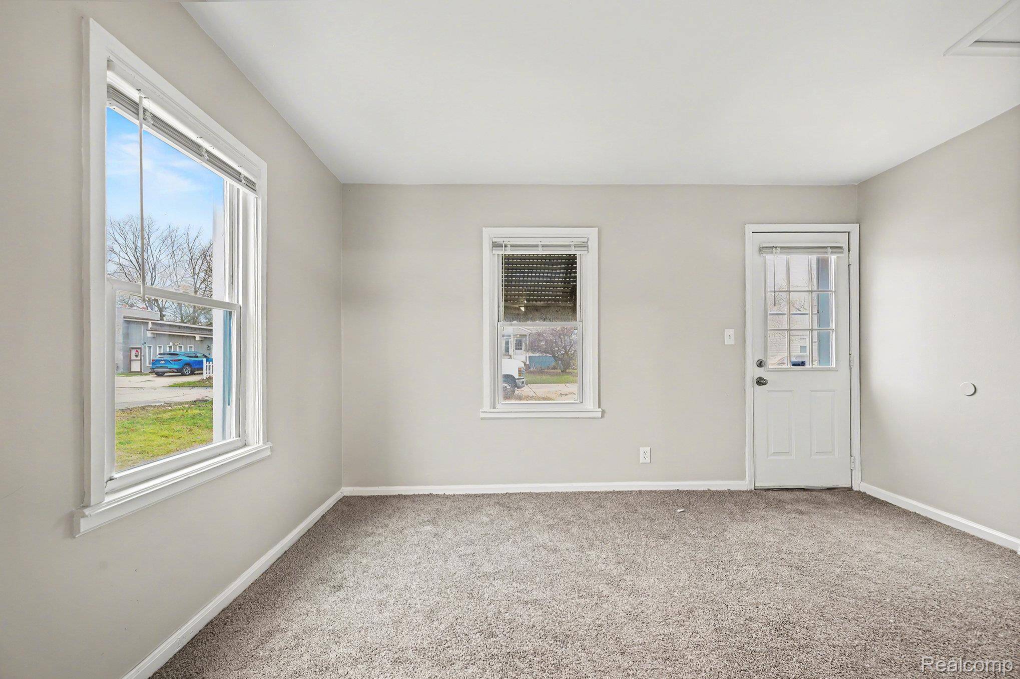 Farmington, MI 48336,22570 Tulane AVE