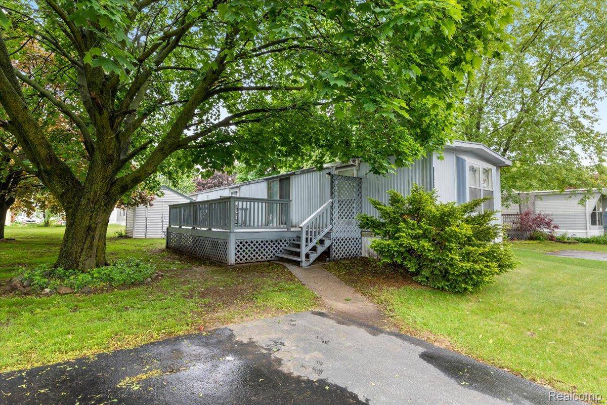 Clarkston, MI 48348,3723 Pinoak ST