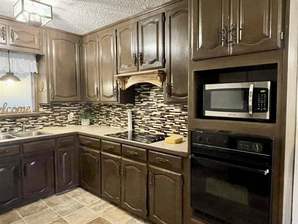 Alvord, TX 76225,711 Denver Street