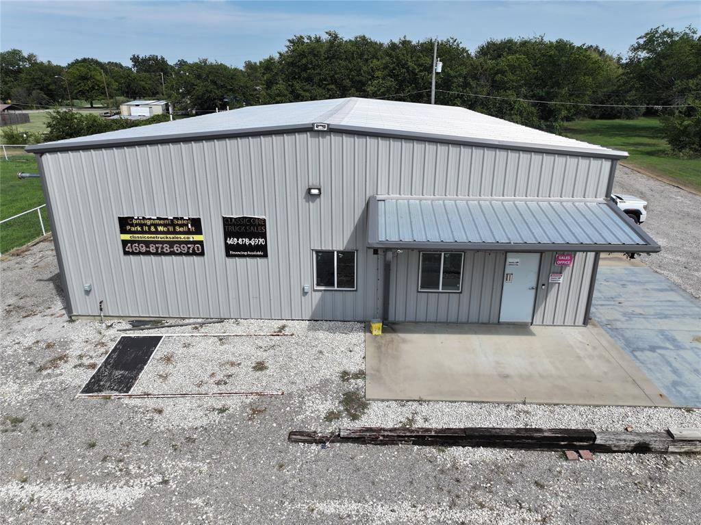 Tioga, TX 76271,403 N Donation Street