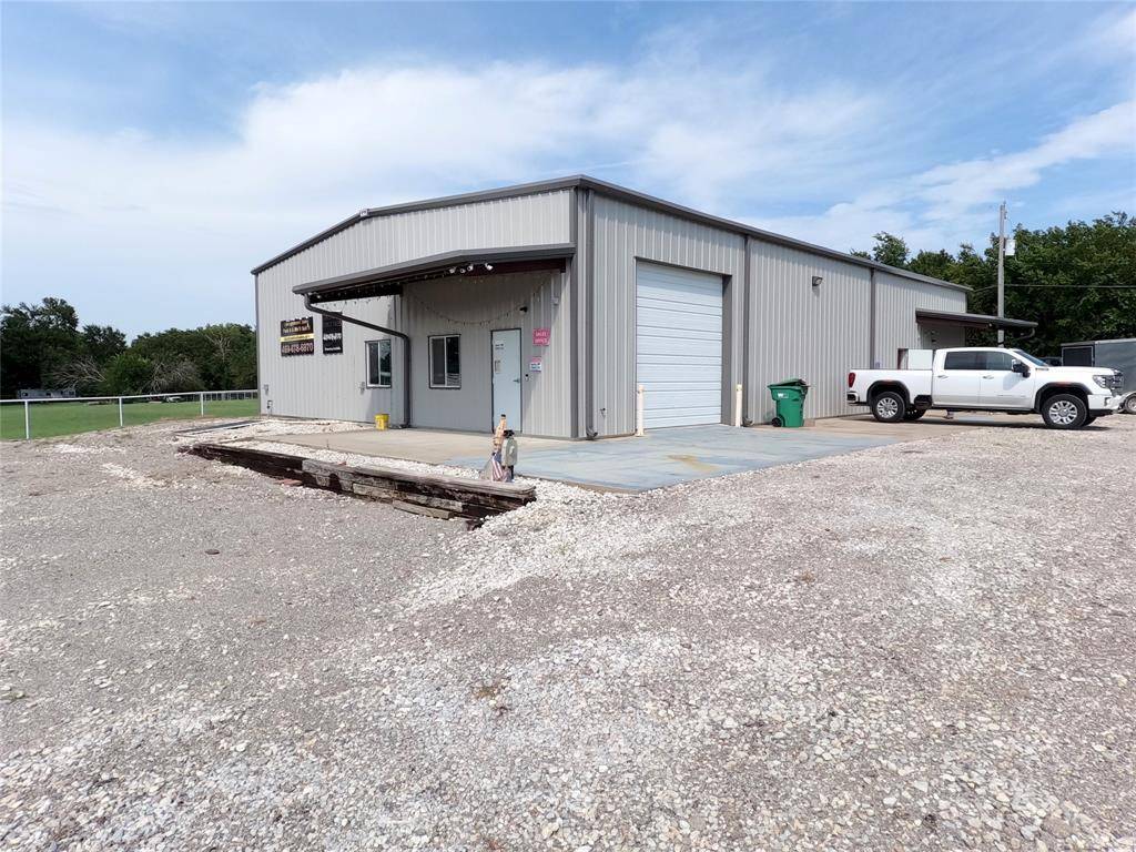 Tioga, TX 76271,403 N Donation Street