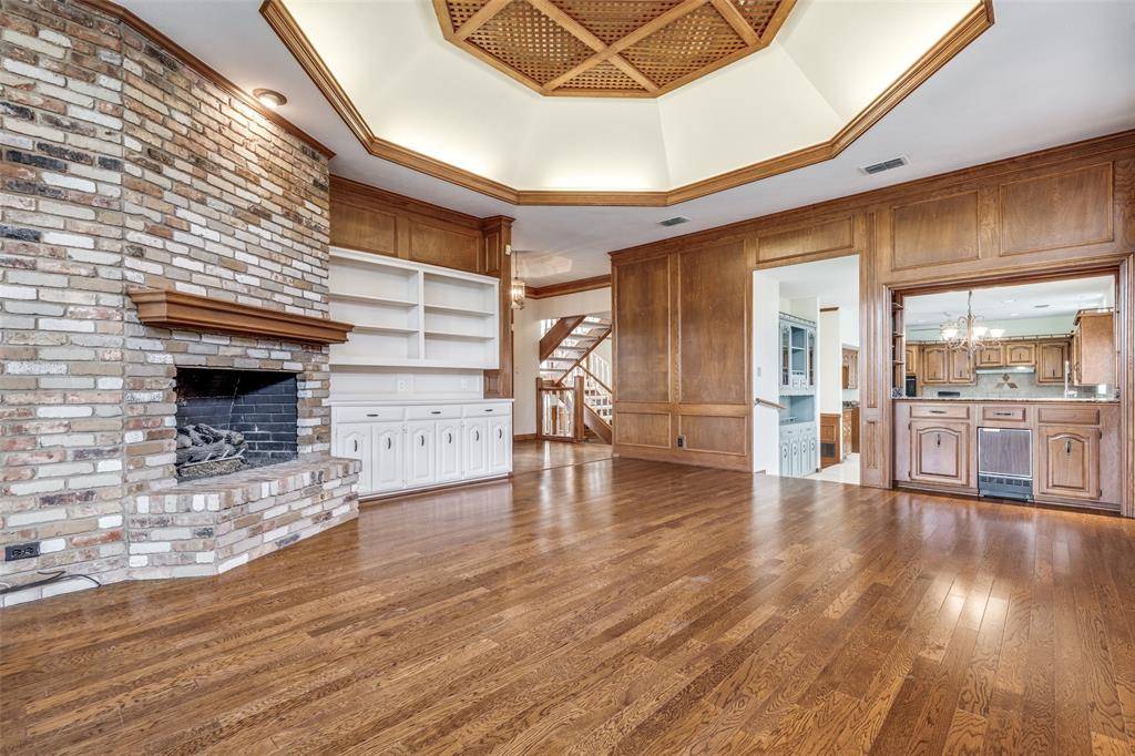 Dallas, TX 75248,5014 Village Court