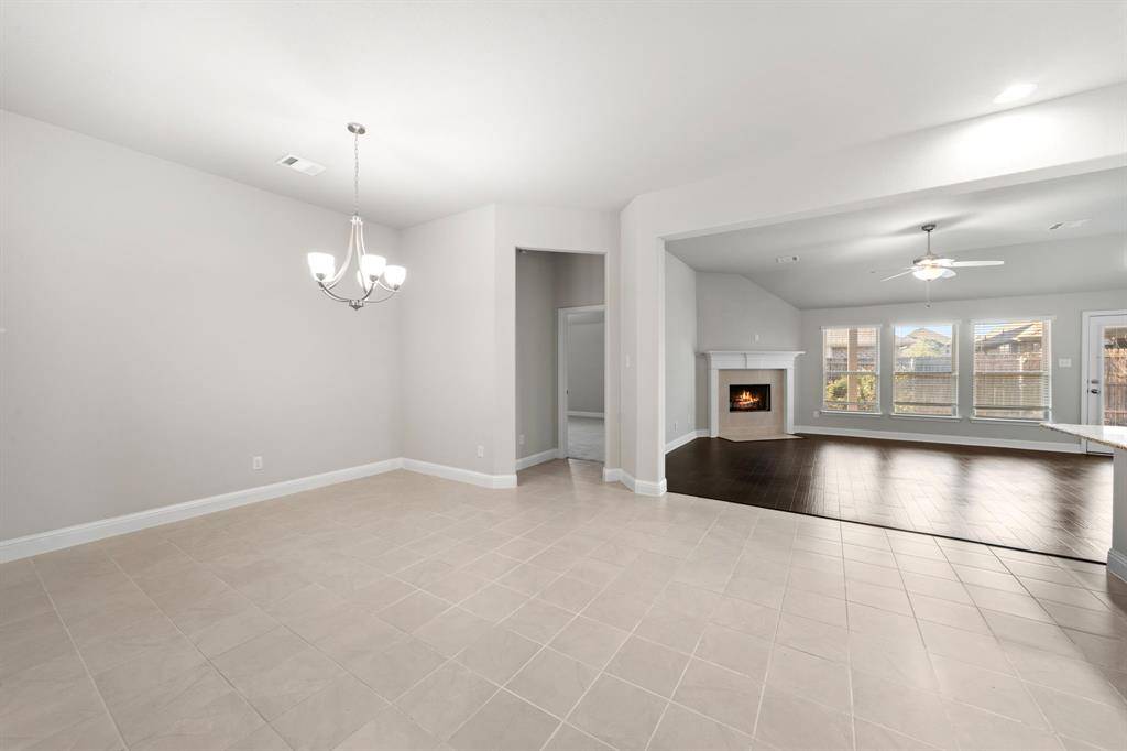 Waxahachie, TX 75167,203 Old Settlers Trail