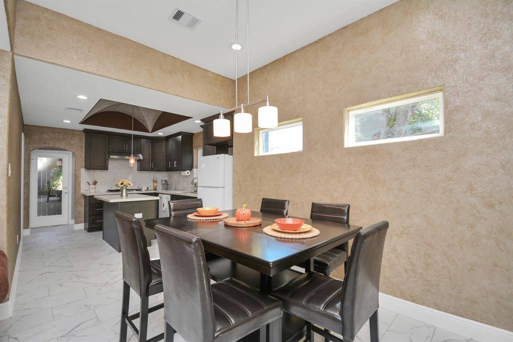 Houston, TX 77003,2705 & 2707 S Fox Street