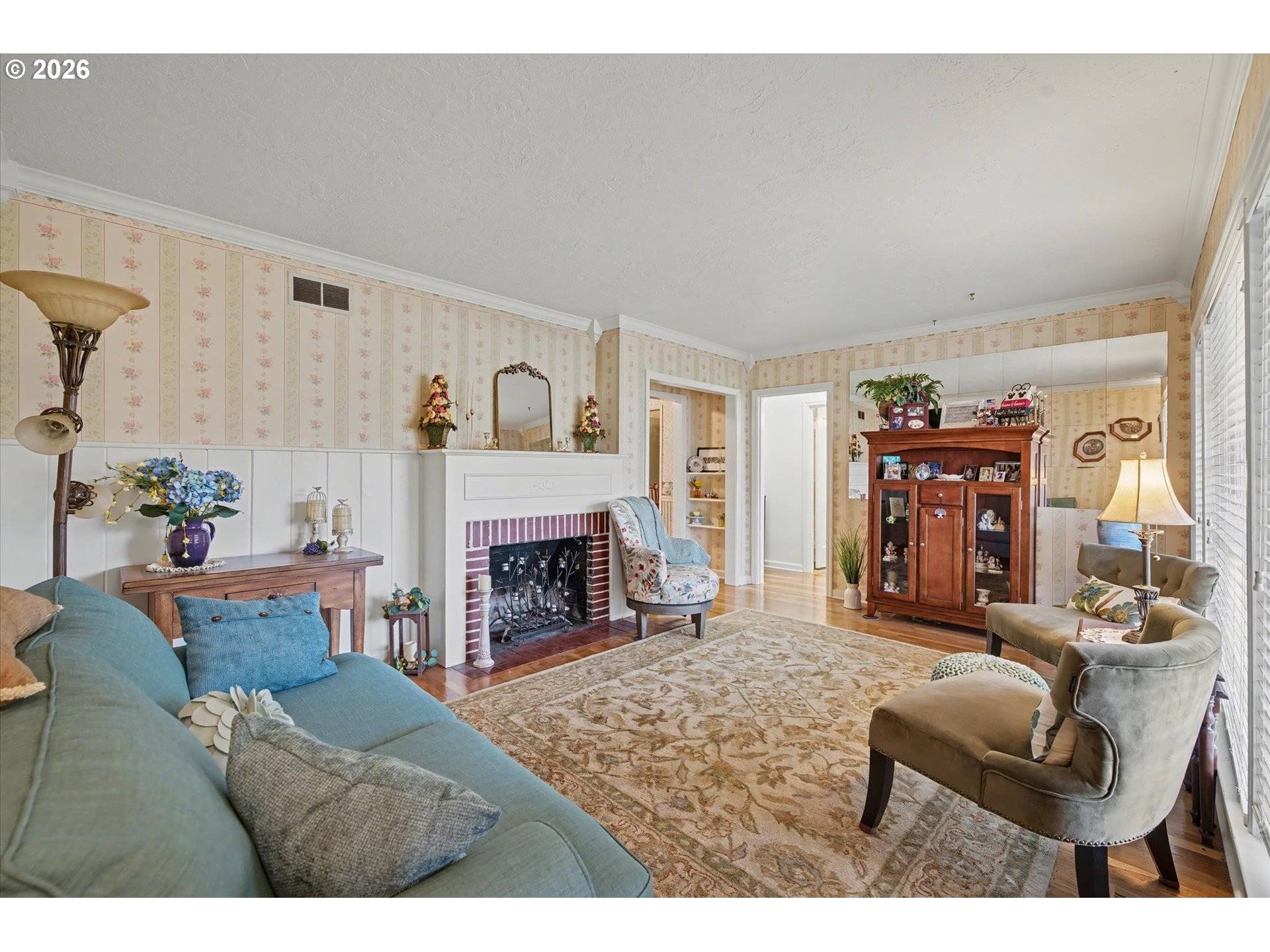 Longview, WA 98632,1414 19TH AVE