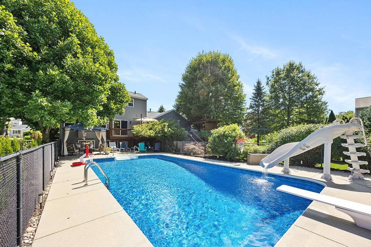 Belmont, MI 49306,2179 Drew DR NE