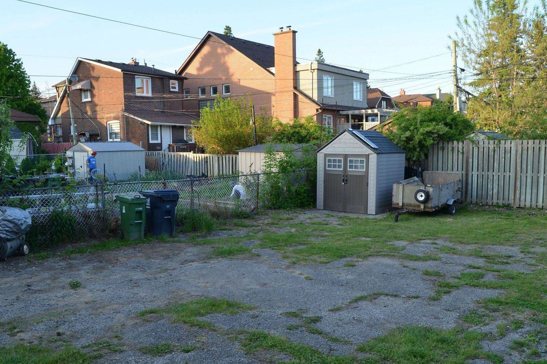 Toronto C03, ON M6E 2X6,571 Oakwood AVE