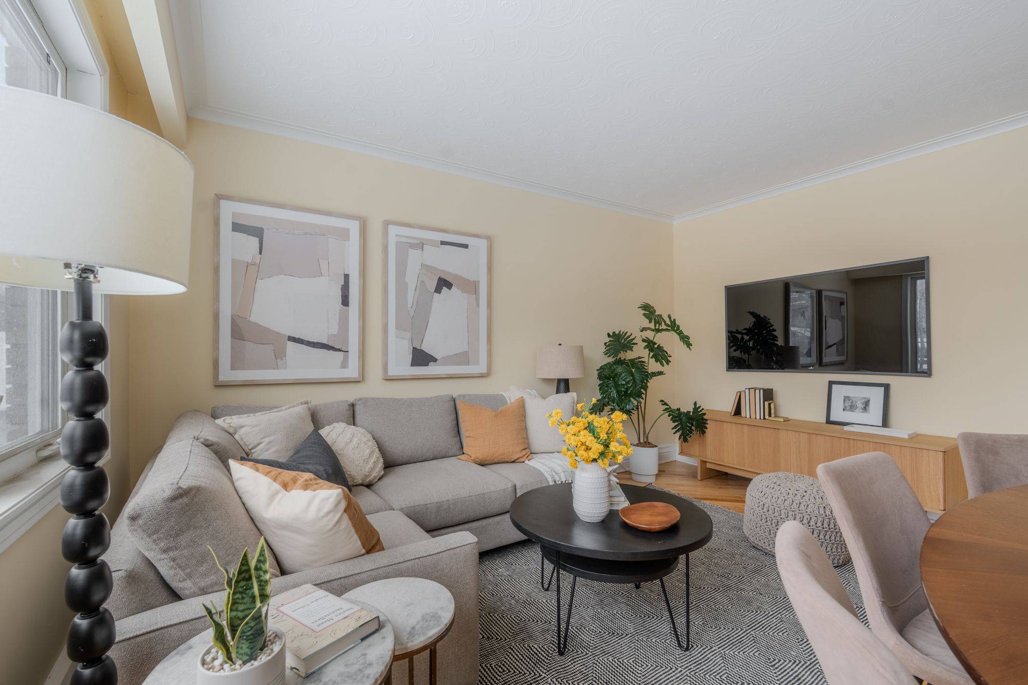 Toronto E02, ON M4E 1Z2,35 Swanwick AVE