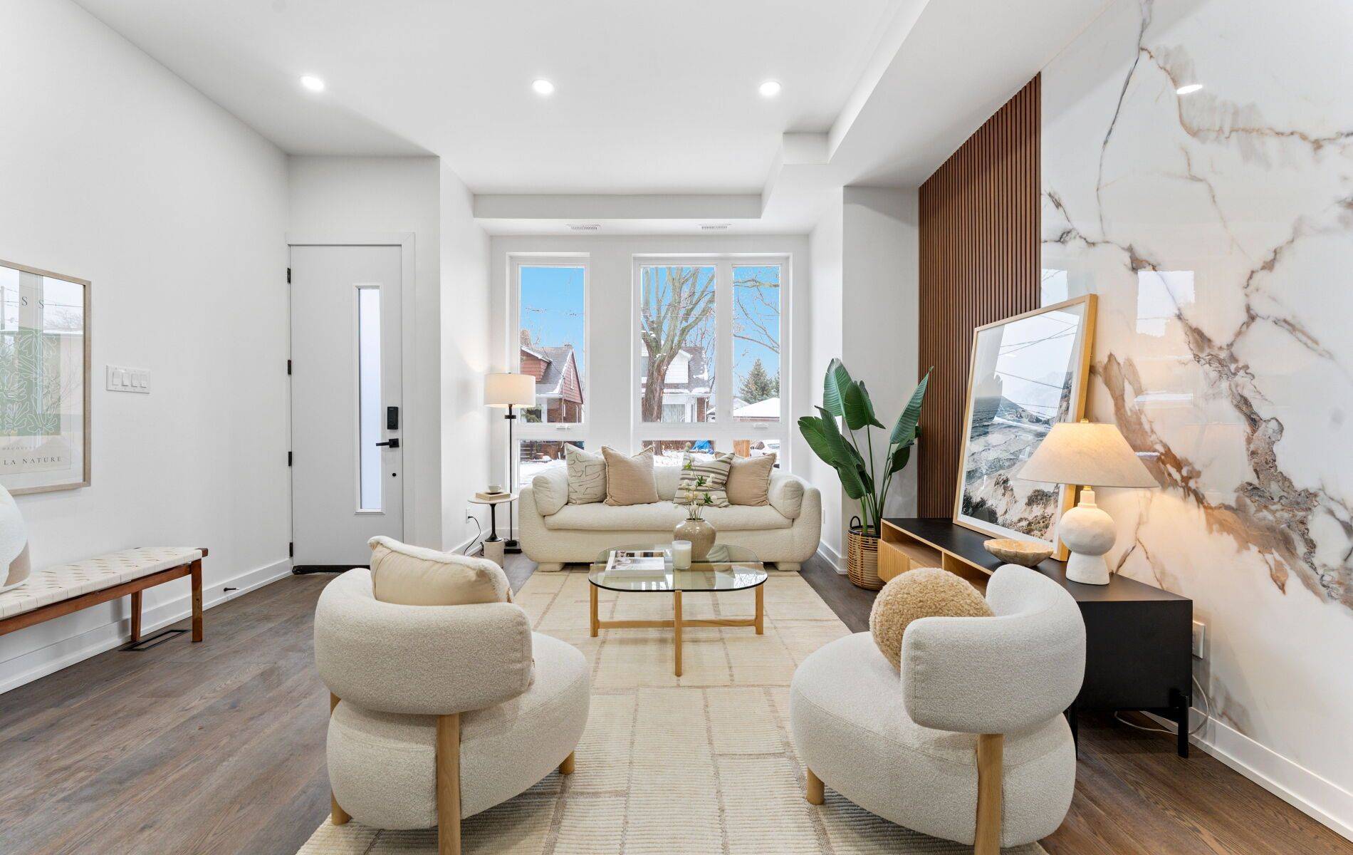 Toronto E03, ON M4C 2J2,65 Crewe AVE