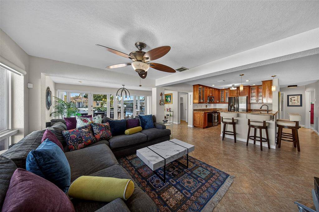 Pompano Beach, FL 33060,1400 SE 3rd Ave