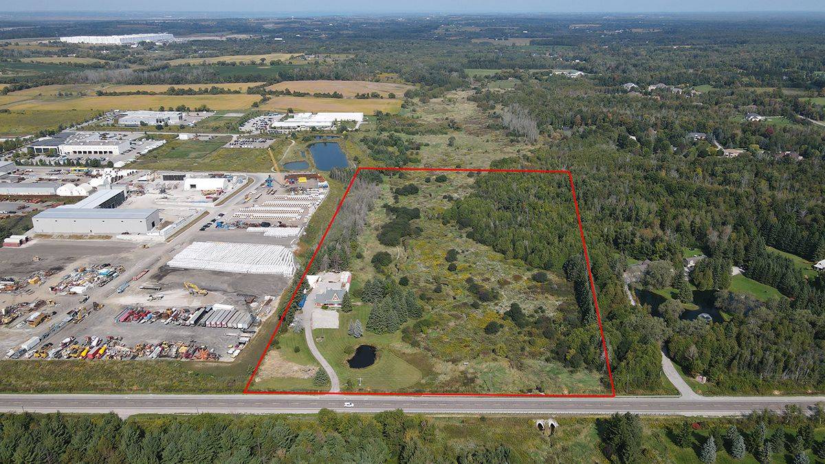 East Gwillimbury, ON L3Y 4W1,2768 Davis DR