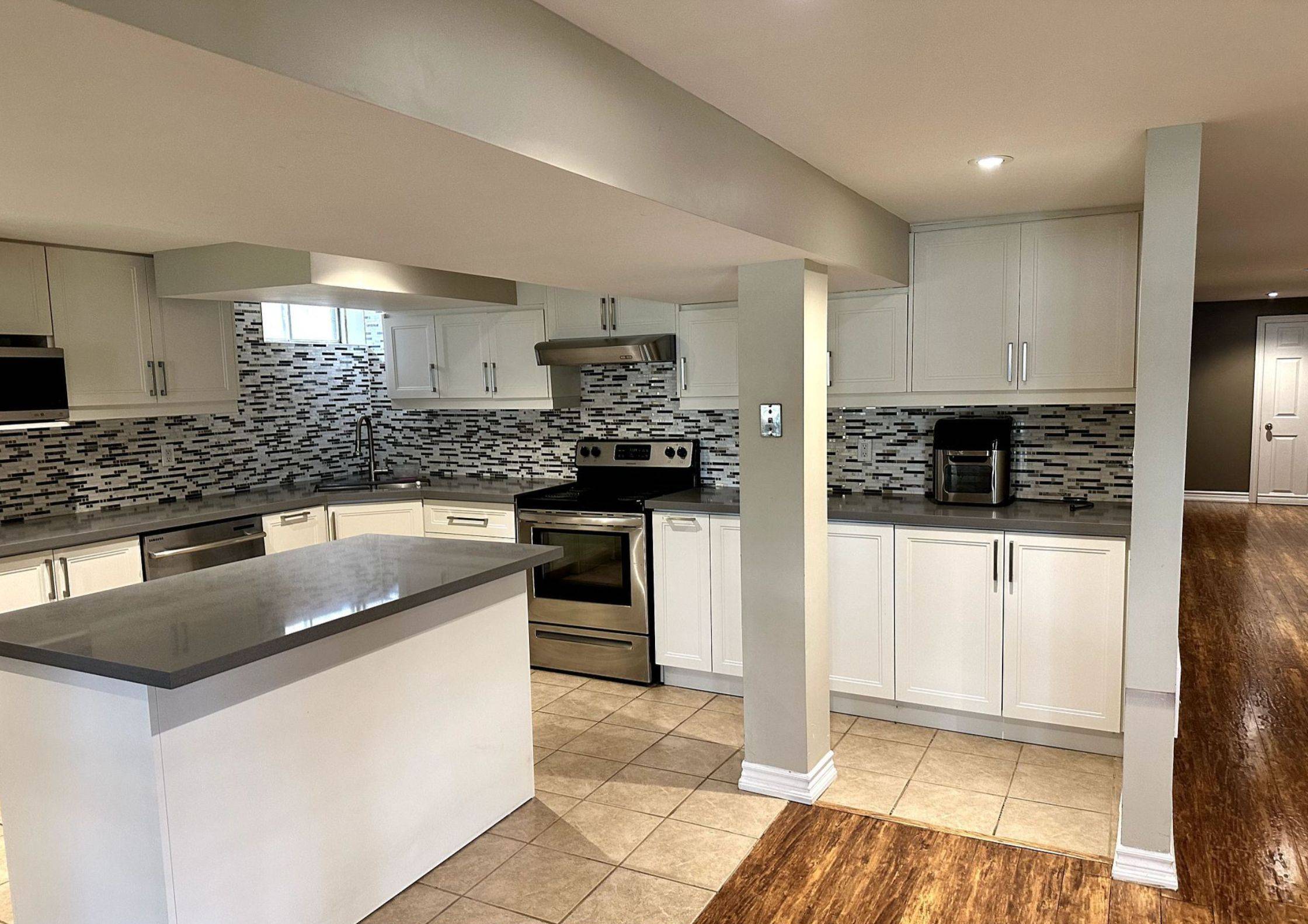 Markham, ON L3P 7G1,31 Havagal CRES