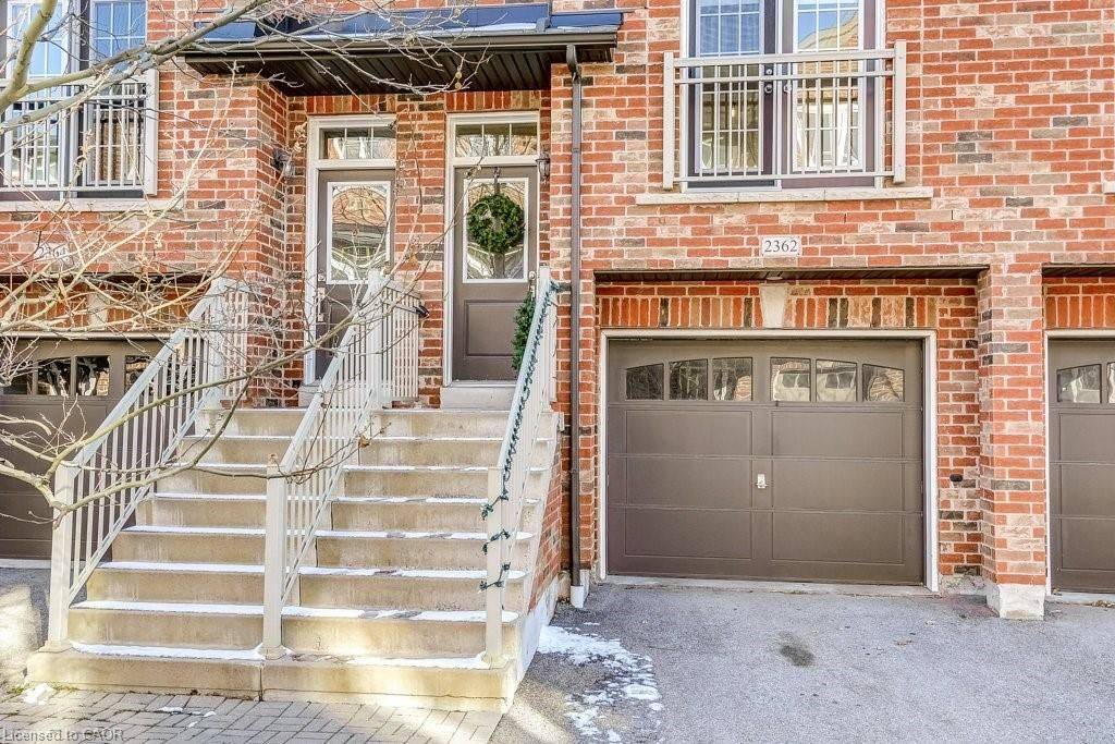 Burlington, ON L7R 0C8,2362 Treversh Common