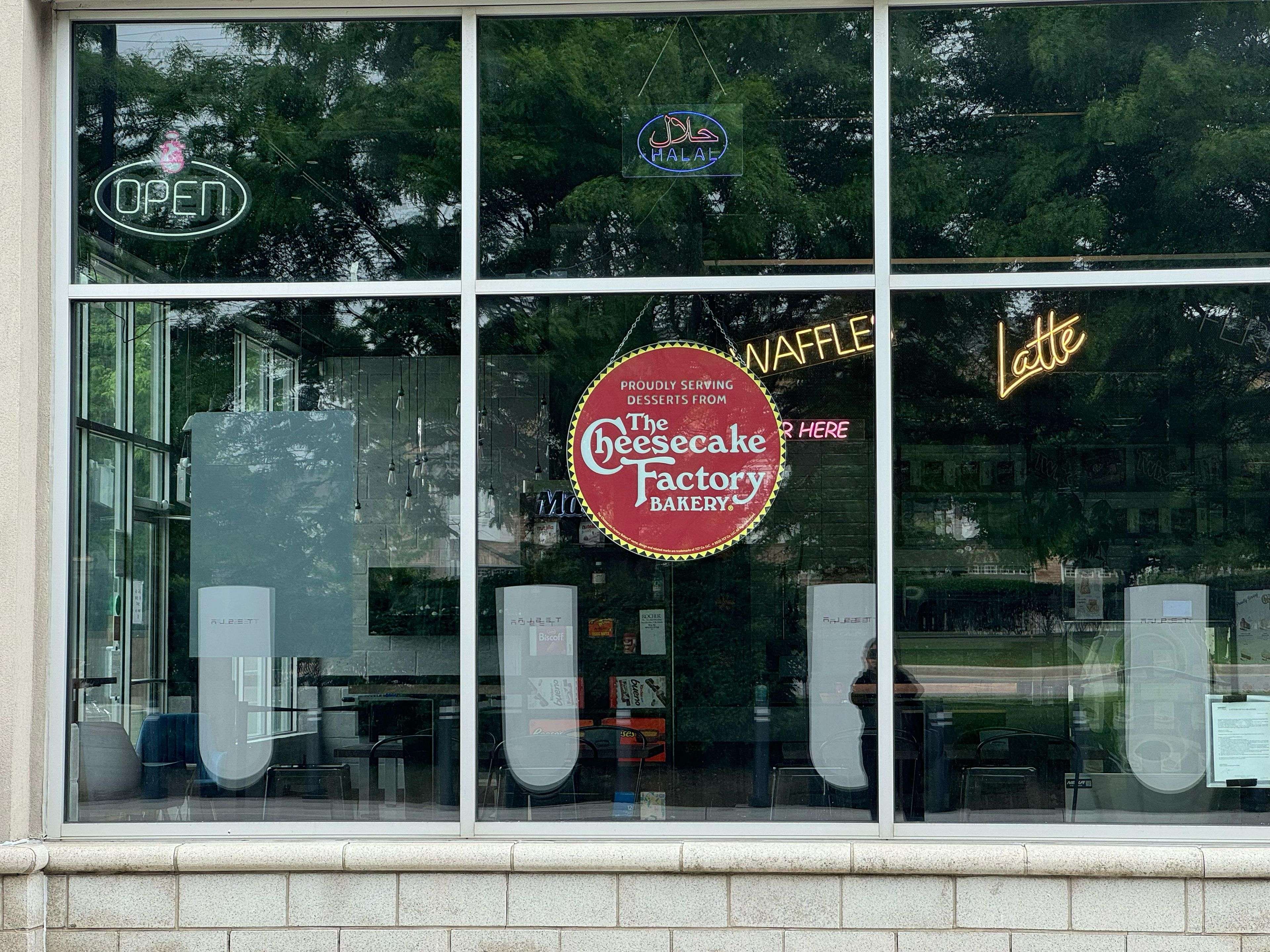 Mississauga, ON L5V 2A8,6045 Creditview RD E #F3