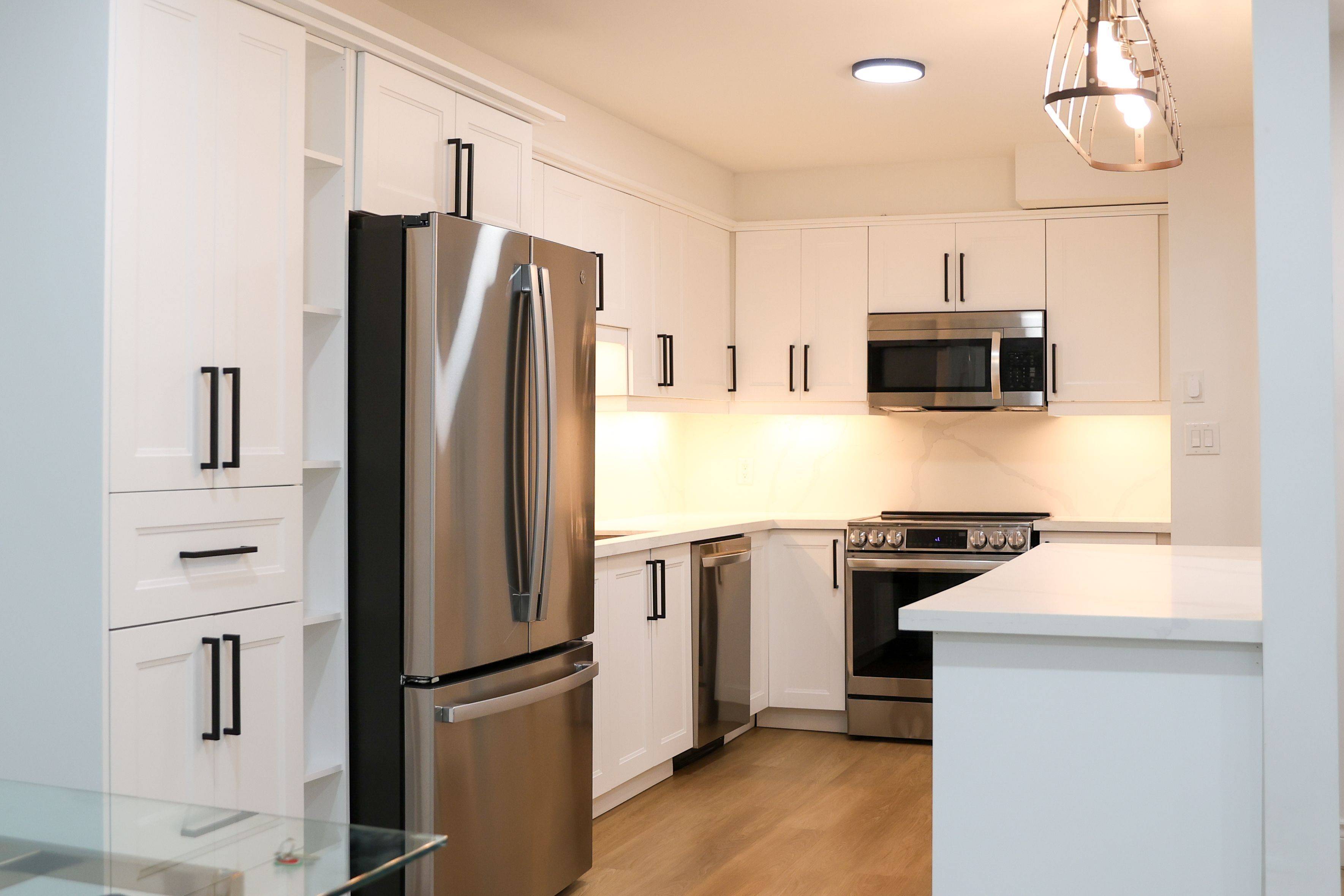 Mississauga, ON L5C 2J8,3360 The Credit Woodlands N/A #10