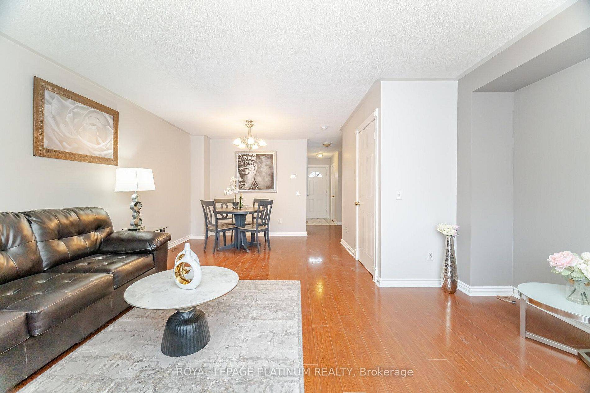 Brampton, ON L6R 1K7,51 Softneedle AVE