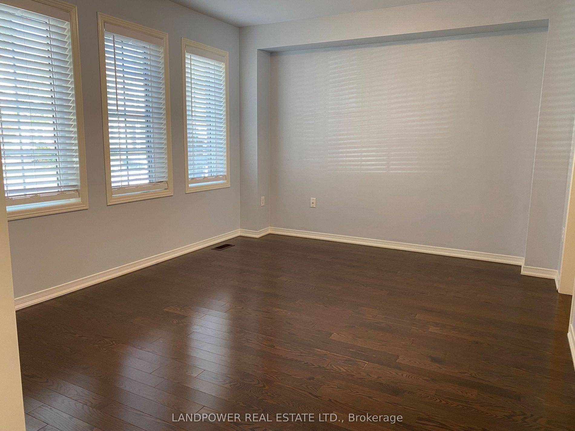 Oakville, ON L6M 0R2,514 Sixteen Mile DR