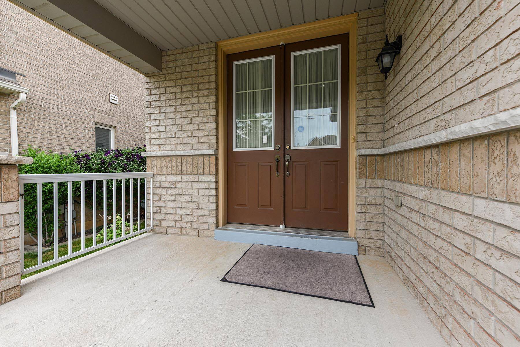 Brampton, ON L6X 0R6,33 Portstewart CRES