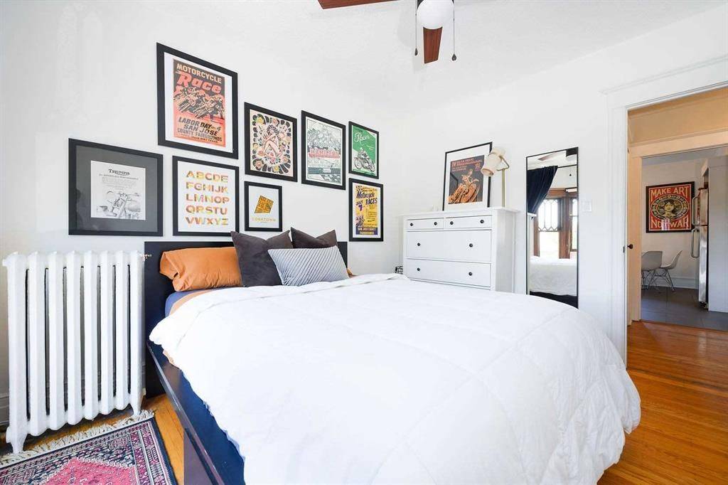 Hamilton, ON L8M 2T2,17 Fairholt ST S #Upper