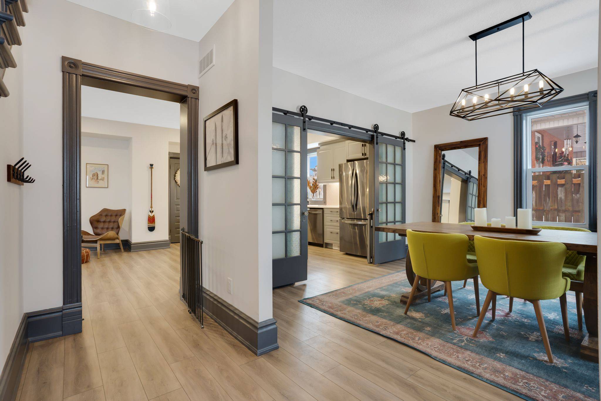 Cambridge, ON N3H 3K5,854 Queenston RD