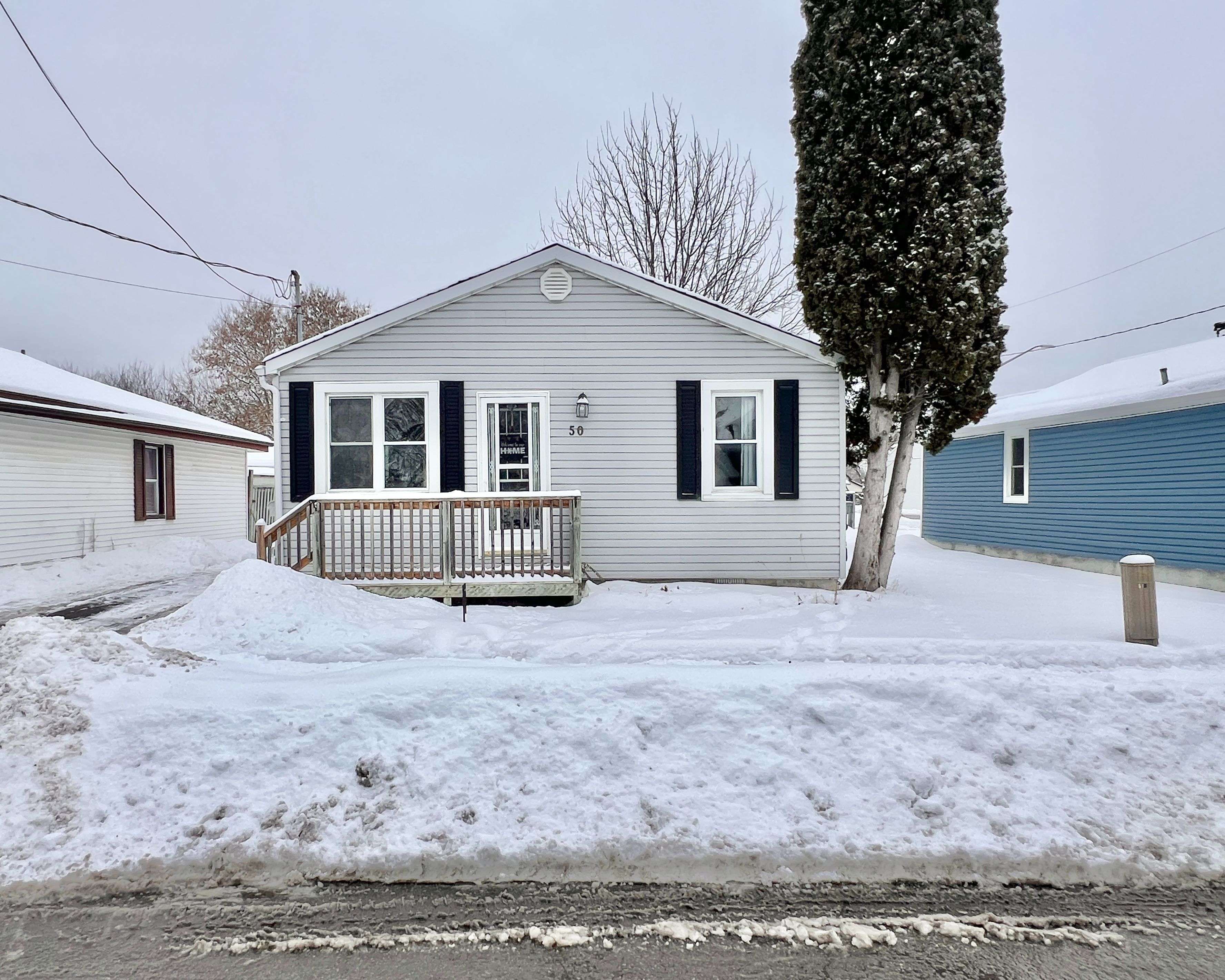 Quinte West, ON K8V 4E3,50 Bentinck ST