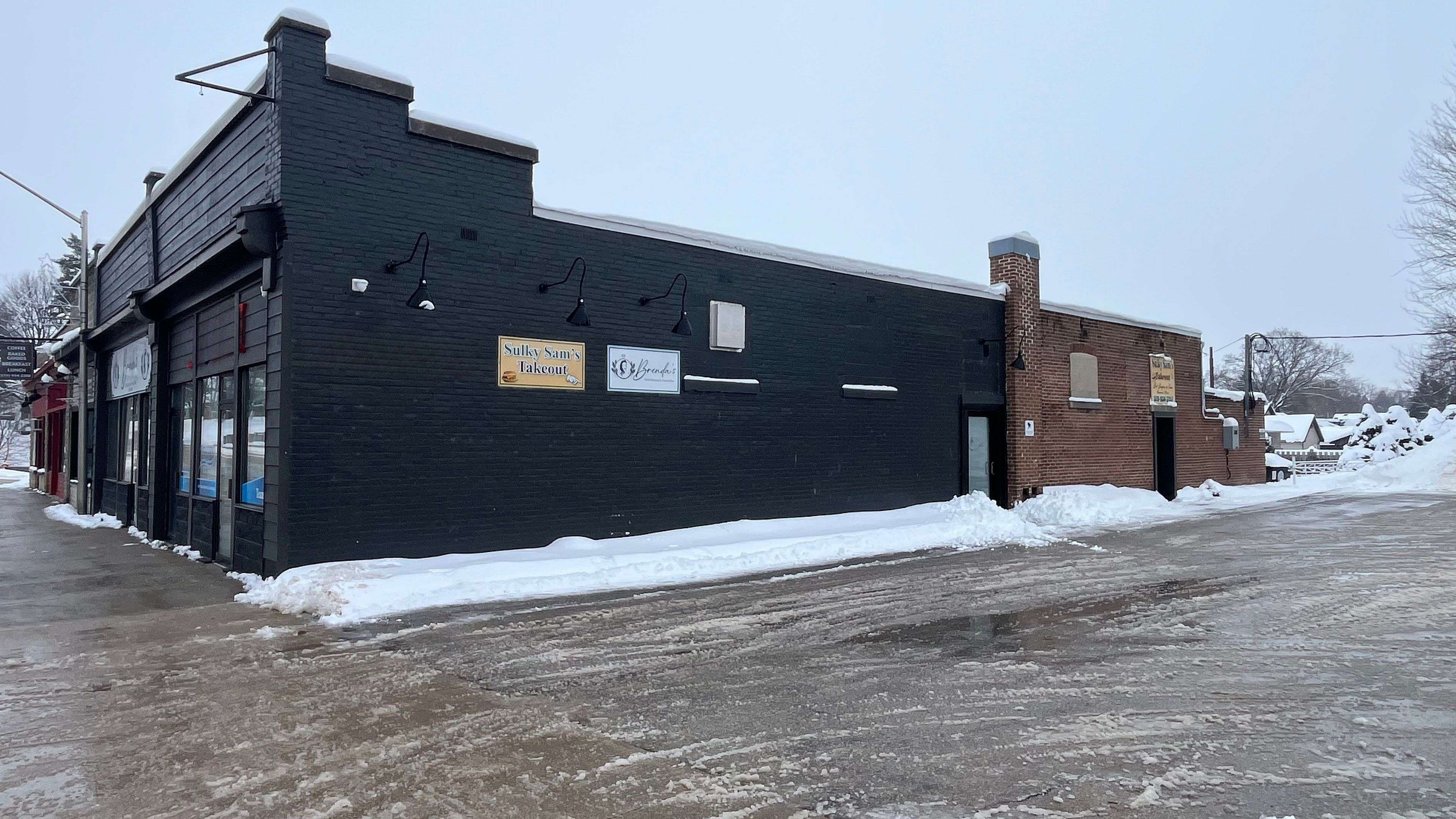 Arran-elderslie, ON N0H 2N0,18 Yonge ST #4