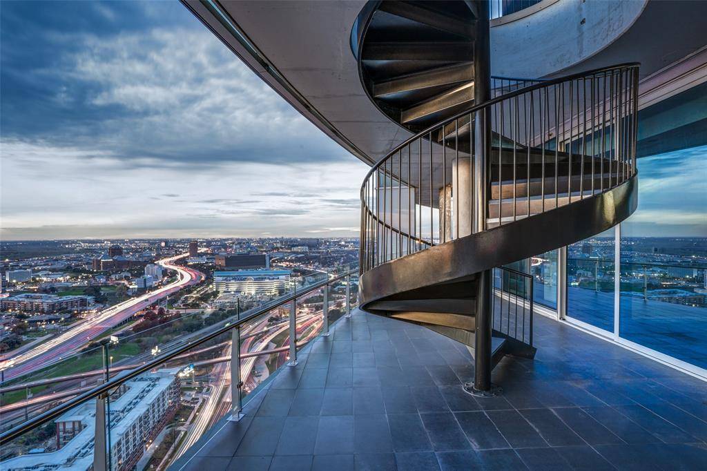 Dallas, TX 75201,3130 N Harwood Street #3202