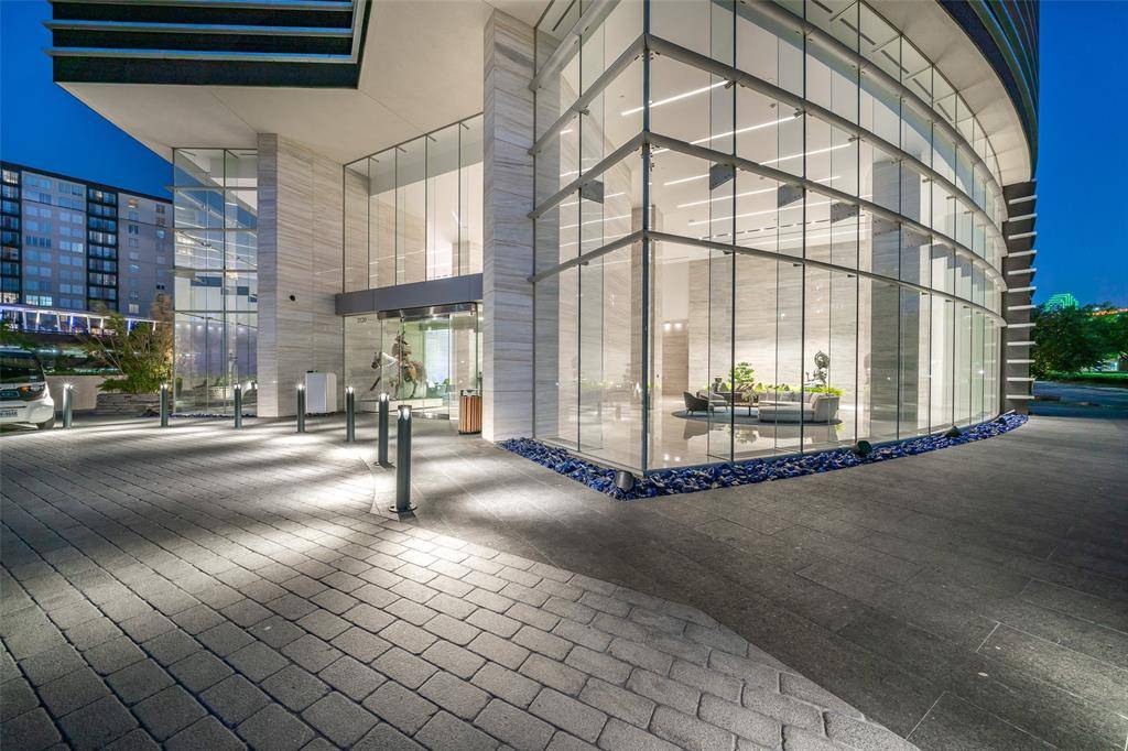 Dallas, TX 75201,3130 N Harwood Street #2403