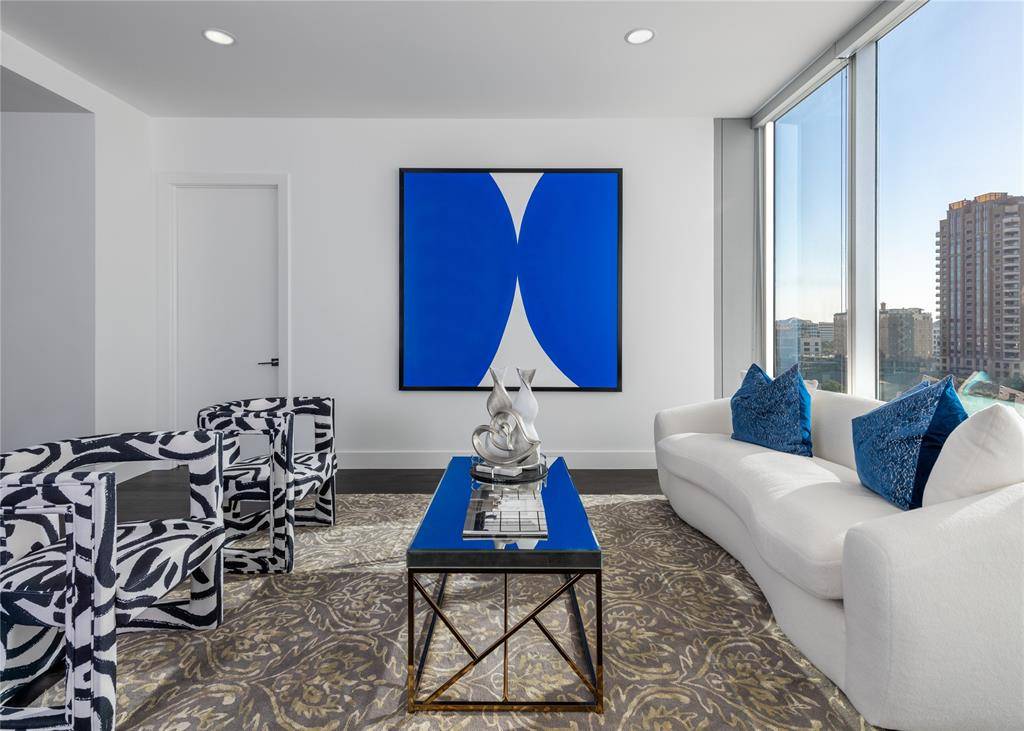 Dallas, TX 75201,3130 N Harwood Street #1701