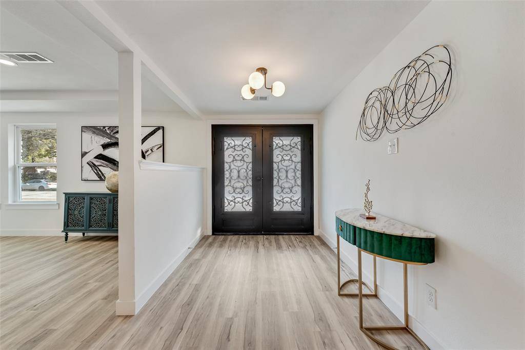 Bedford, TX 76022,1205 Circle Lane