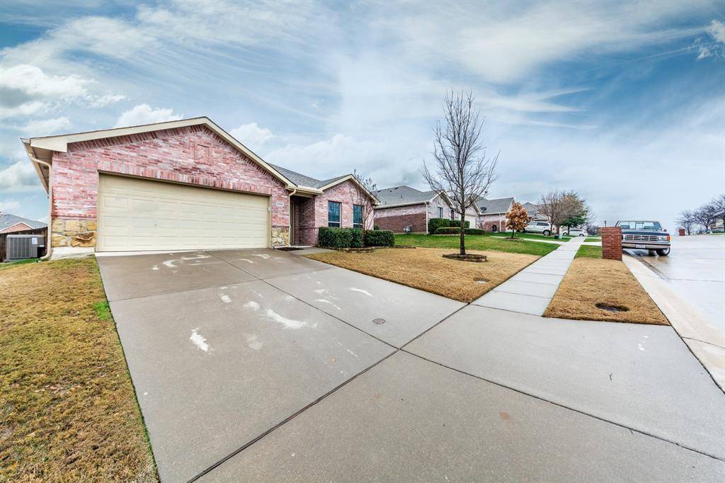 Celina, TX 75009,2806 Quarter Horse Lane