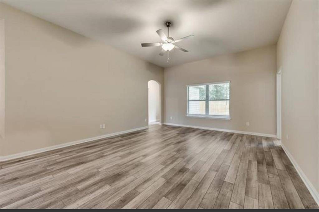 Crowley, TX 76036,1052 Tumbleweed Trail