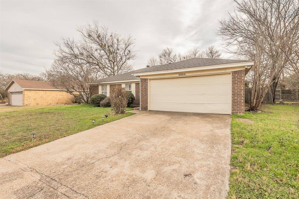 Arlington, TX 76001,4004 Cypress Springs Drive