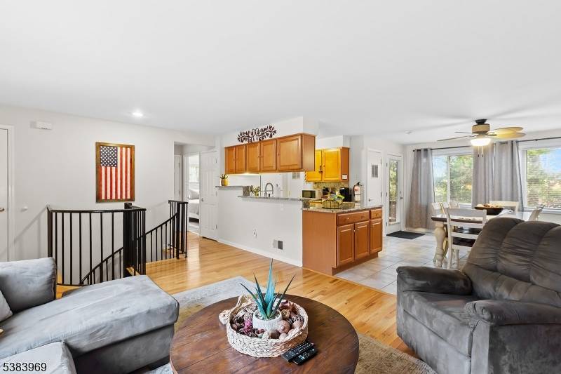 Vernon Twp., NJ 07462,5 Port Royal Dr #7